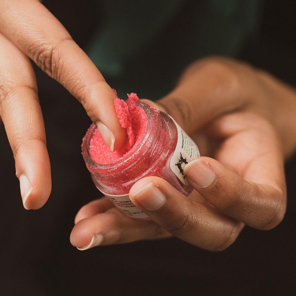 Lush Cherry 20G - Lip Scrub