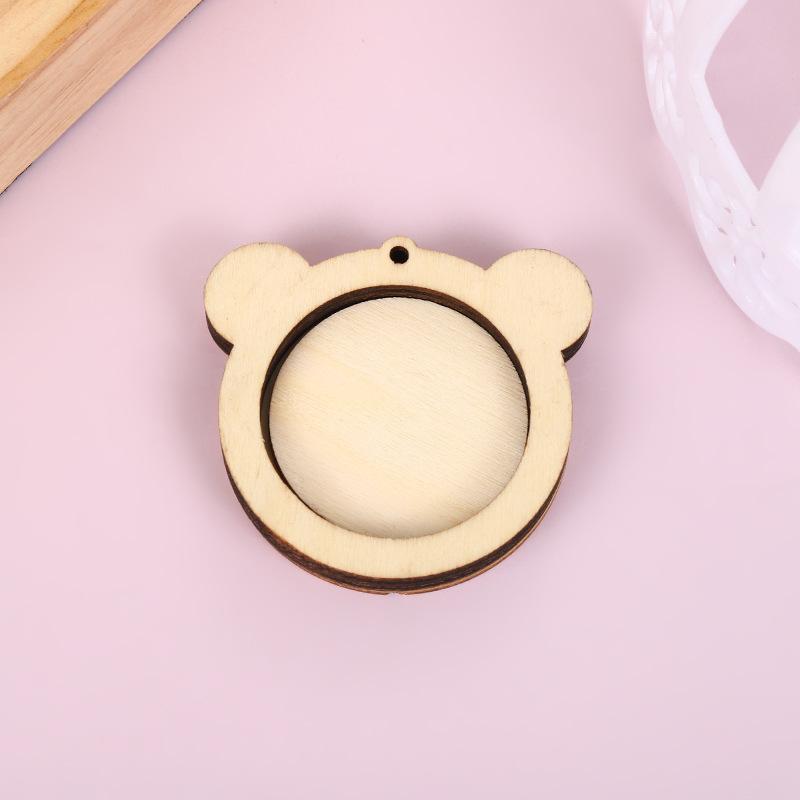 5 PACK Mini Embroidery Hoop Small Wooden Mini Crossing Stitch Hoop Animal Shaped Mini Wood Hoop Ring for DIY Pendant Crafts