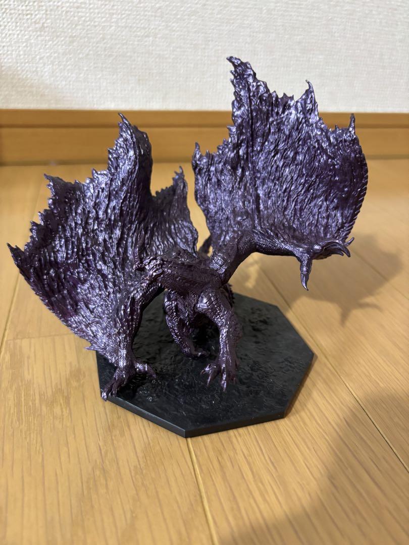 

[USED] Monster Hunter Figure: Black Devourer Gore Magara 20th Anniversary Metallic Ver.