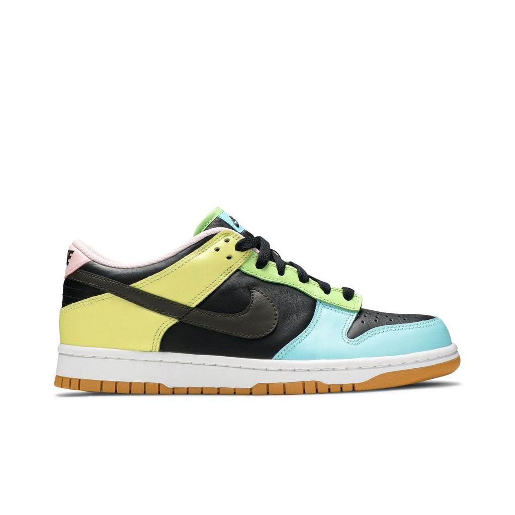 Nike Dunk Low SE Grade School 'Free.99 - Black' (Unisex) Black / Dark Chocolate / Copa / Pink Foam Kids' Skateboarding Shoes CZ2496 001