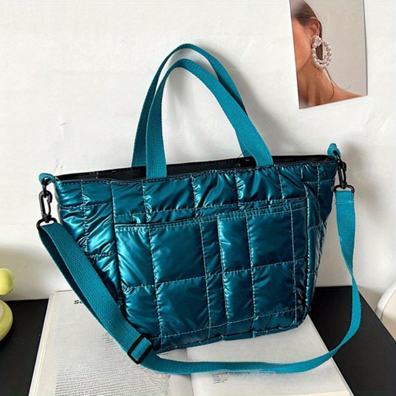 

Chic Minimalist Crossbody Bag For Women Spacious And Stylish Adjustable Belt Zip Closure Nylon Lining Available In Gray