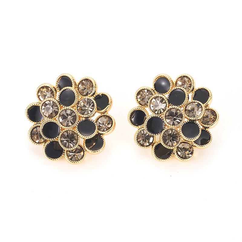 Elegant Retro Camellia Diamond Earrings with Rotating Flower Design