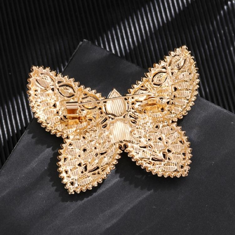 Elegant Crystal Butterfly Accessory Brooch Zinc Alloy Construction Stylish Design For Weddings And Business Meetings