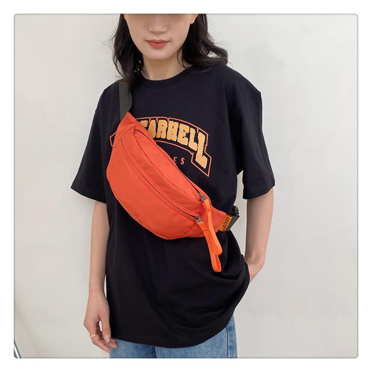 Crossbody-väska Enkel och mångsidig bröstväska ins Modemärke Liten kroppsväska Casual Japansk lätt sport löparväska