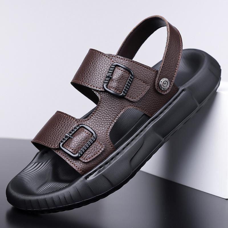 Fashion 2025 Casual Beach Shoes for Men New Buckle Designer Leather Sandals Male Solid Color Fashion Platform Slippers Shoes Man