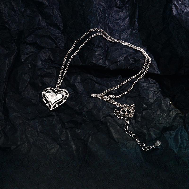 English Love Necklace Sweet Girlish Clavicle Chain Temperament Fashionable Personalized Necklace Accessories
