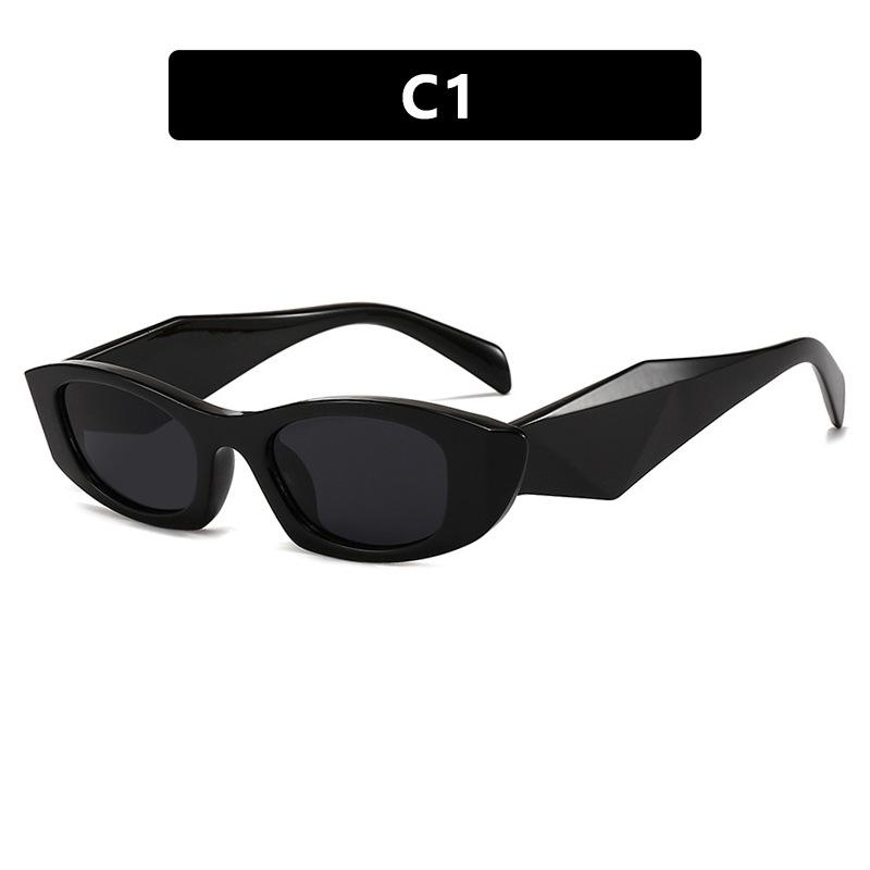 Cat Eye Small Frame Sunglasses for Women Outdoor Retro Fashion Sun Glasses UV400 Protection Vintage Chic Eyewear