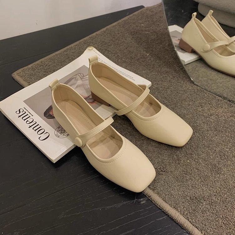 Hot Selling Japanese Style White with Medium Heel Gothic Women's Summer Footwear Black Mary Jane Square Toe Shoes for Woman 2025