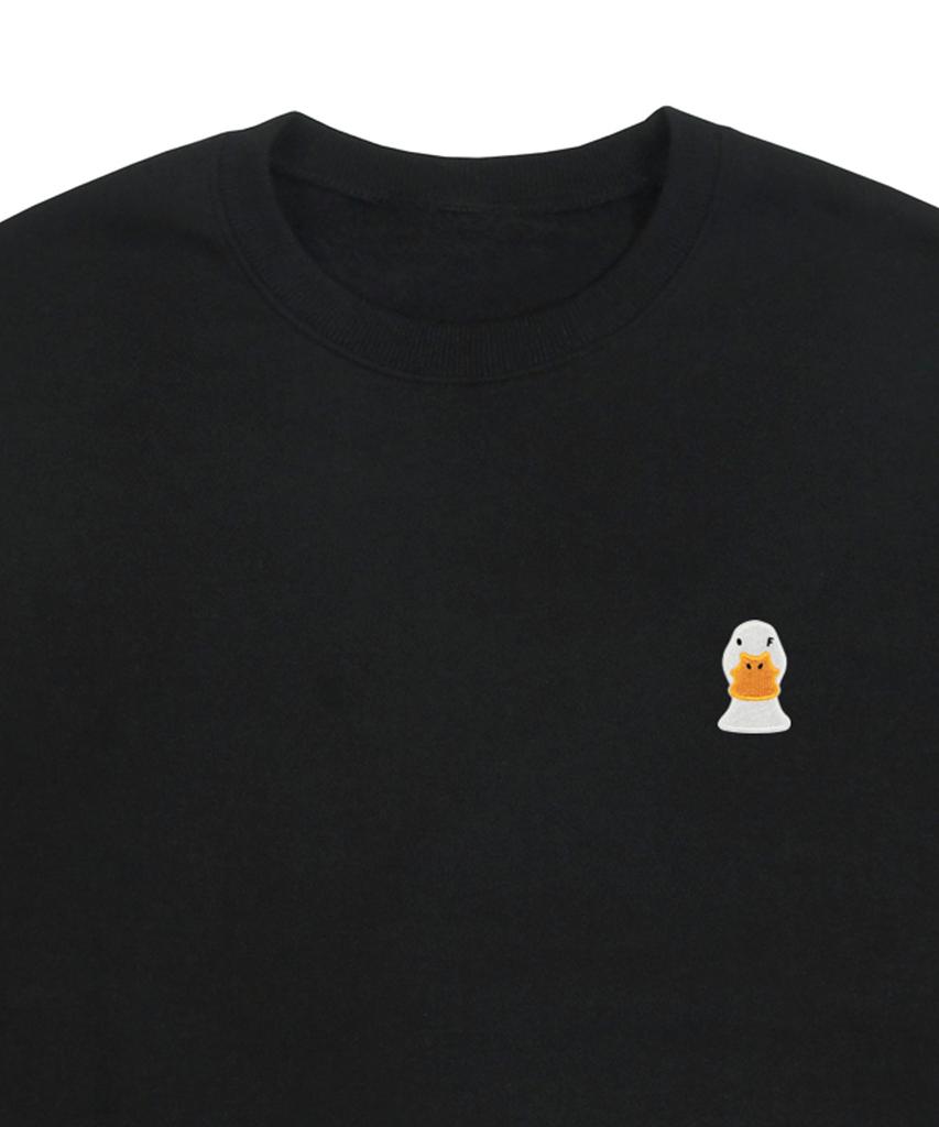 GRAVER [Unisex] Duck Face Embroidered Smile Sweatshirt_Black