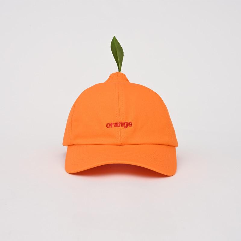 Cute Funny Ugly Orange Baseball Hat Women Traveling In Spring and Summer To Take Photos of Sun Protection and Sun Protection To Show Their Faces.