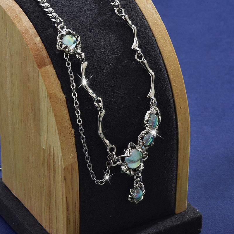 Titanium Steel Fashion Women'S Necklace, Moonstone Splicing Chain, Branch Collarbone Chain, Super Cool Jewelry.