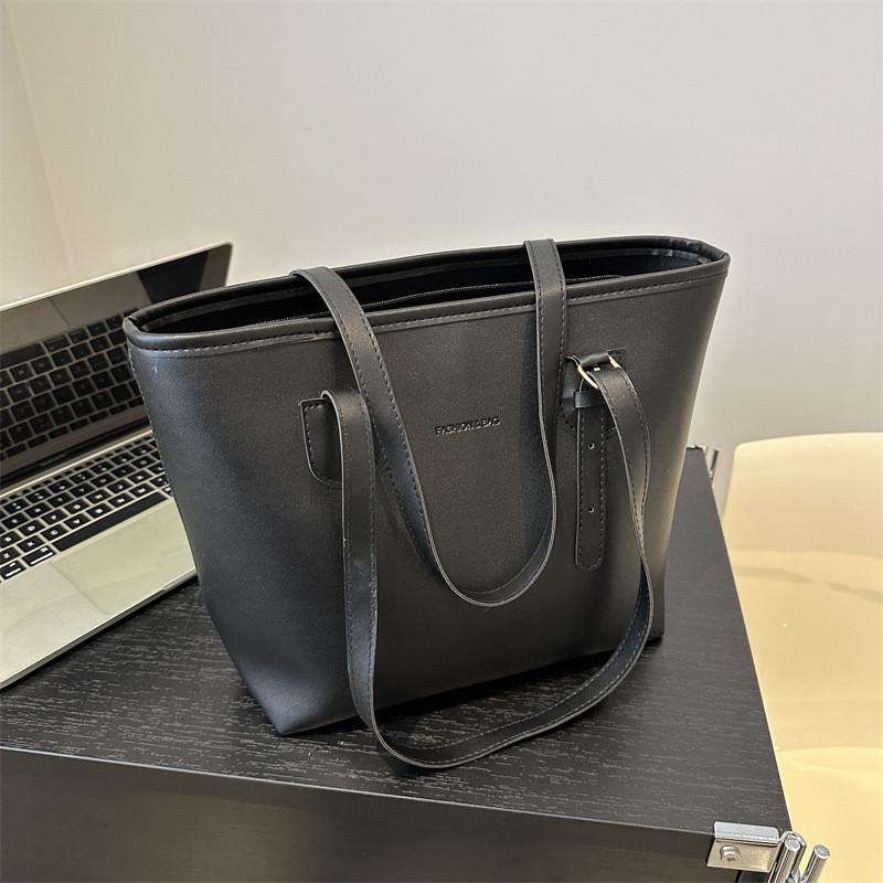 Stylish And Spacious Pu Tote Bag For Women In Casual Street Style With Trendy Colors