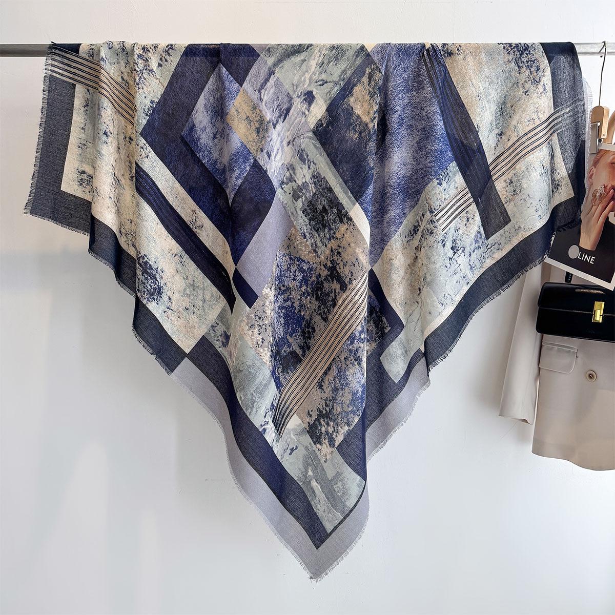 

130*130cm Large Shawl Beach Wraps Women Luxury Printed Square Scarf Retro Tassel Scarves Bandanas Elegant Hijab