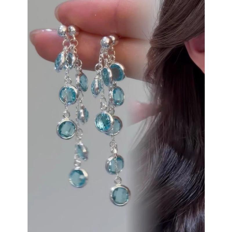 

Earring-style Earrings with Flowing Tassels, Worn in Front and Back with Stud Earrings, Embody A Cool and Elegant Style of Jewelry. Blue 3876