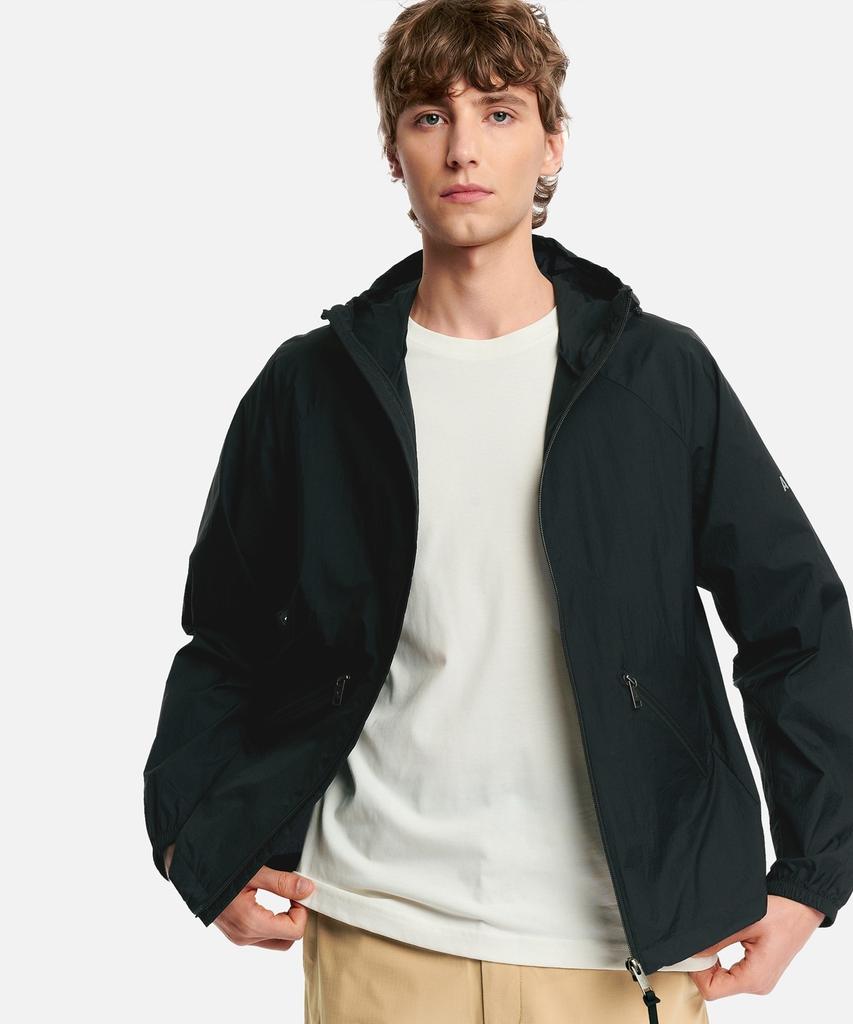 Aigle Men'S Ultralight Ripstop Short Hoodie Jacket Aas26Mout013Noi