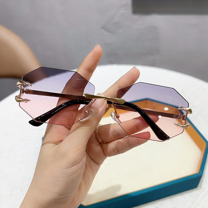 

JYL TS One-piece Sunglasses Women UV Protection Style YH8071 A-8465 старый розовый