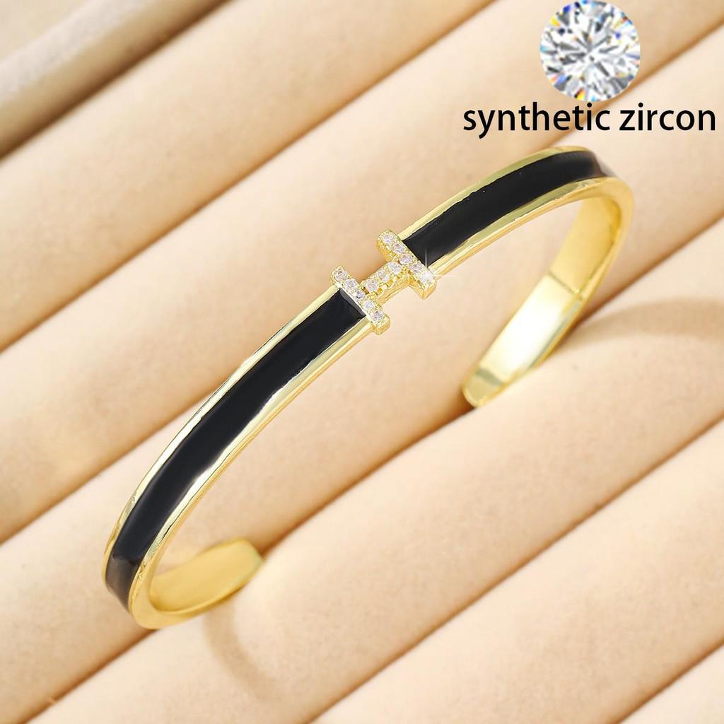 Zircon Letter Open Bangle: Luxury Commuting Bracelet, Exquisite Fashion Jewelry for Women, 2025 Edition.