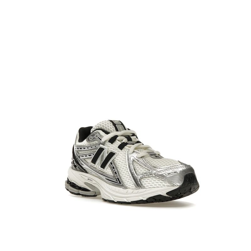 New Balance 1906R Big Kid Silver Metallic Black Kids Sneakers Sea-Salt GC1906ER