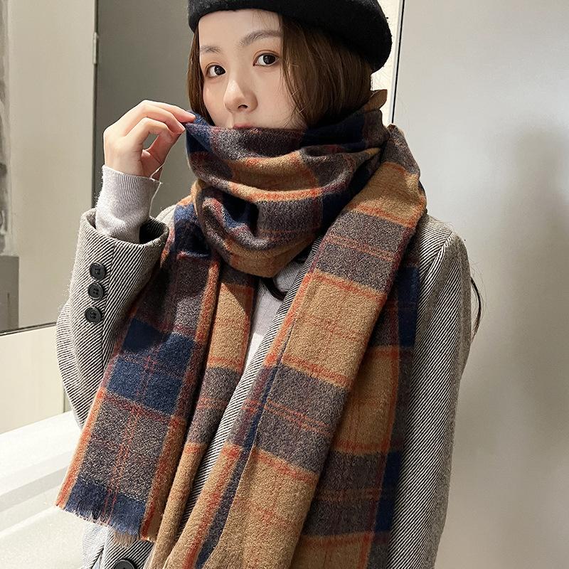 Sciarpa scozzese alla moda da donna autunno e inverno dolce sciarpa scozzese in finto cashmere addensata sciarpa invernale da donna