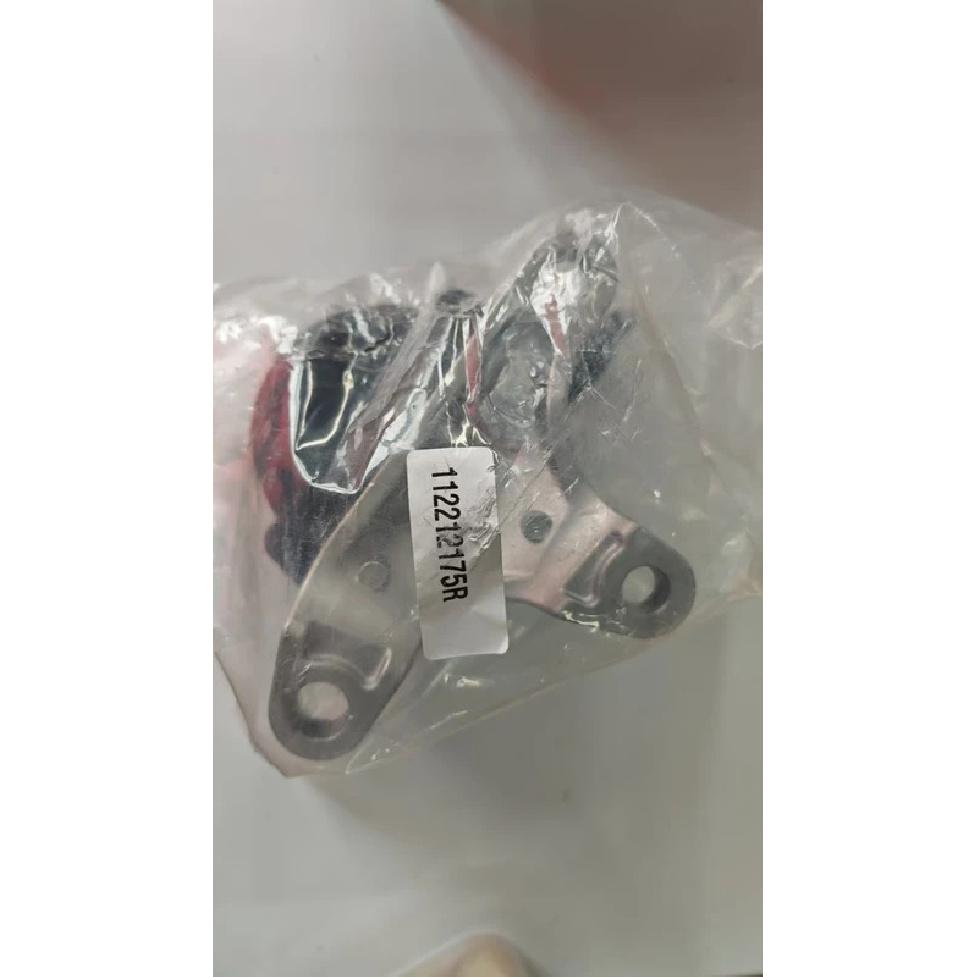 Left and Right Engine Mounting for Renault