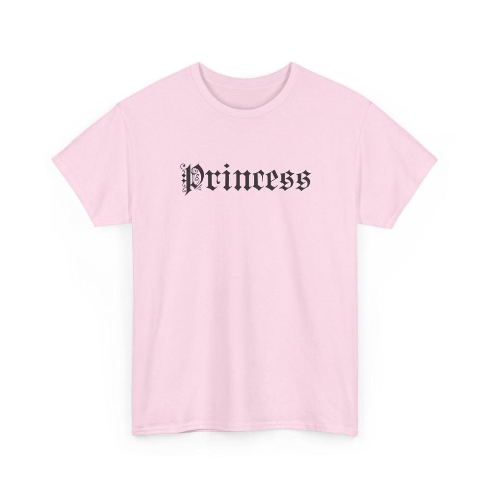 

princess tshirt M