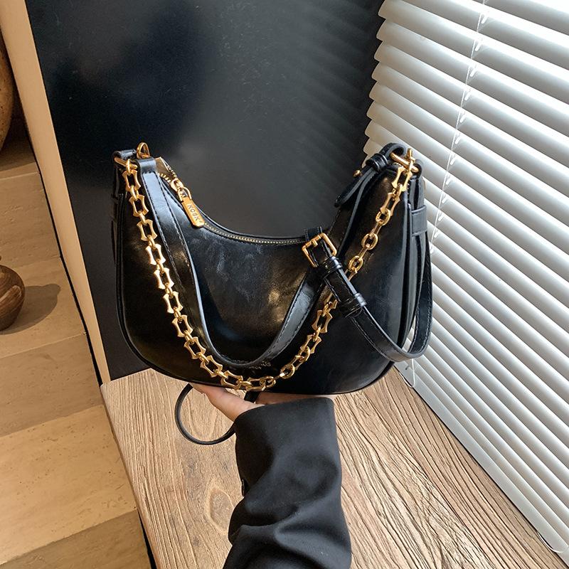 High-end Niche Bag Women's New Retro Versatile Messenger Bag One Shoulder Underarm Dumpling Bag