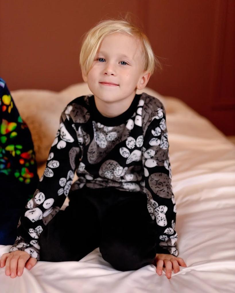 Boys’ Winter Pajama Set – Cozy Velsoft Fabric, Long Sleeve Top & Pants, Warm Sleepwear, Winter, 6079-035-4 HC
