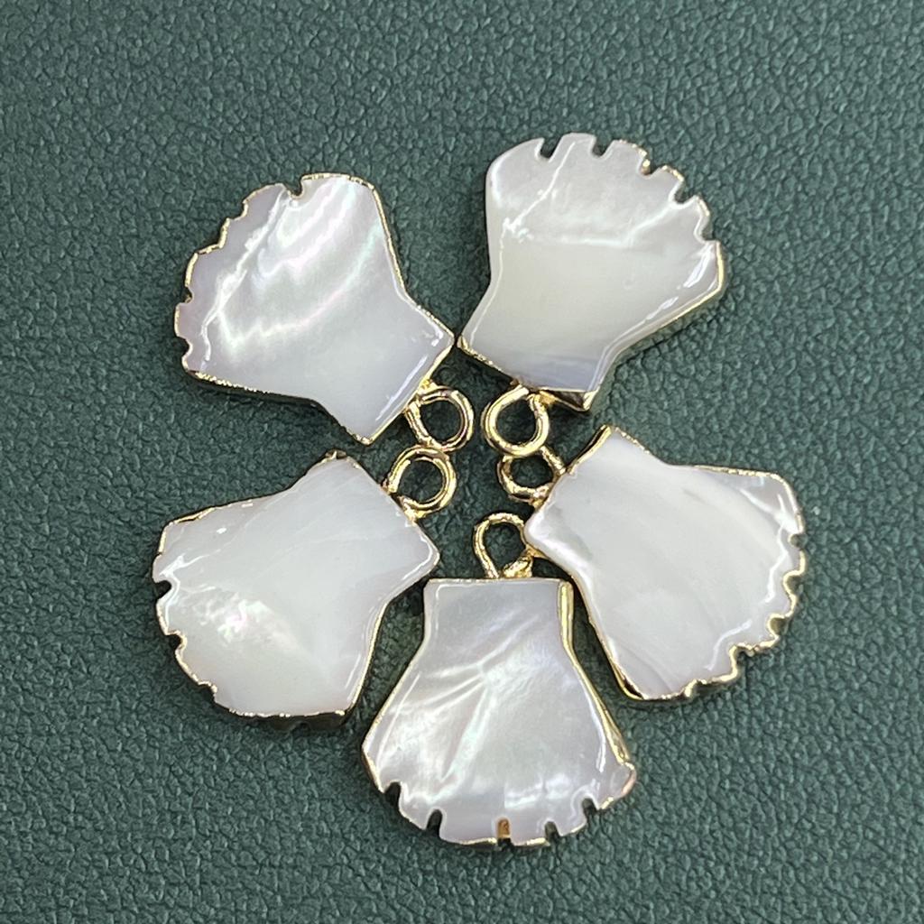5Pcs Small Pendant Shell Palm-Shaped Pendant 13mm For Jewelry Making DIY Necklace Bracelet Earrings Accessory