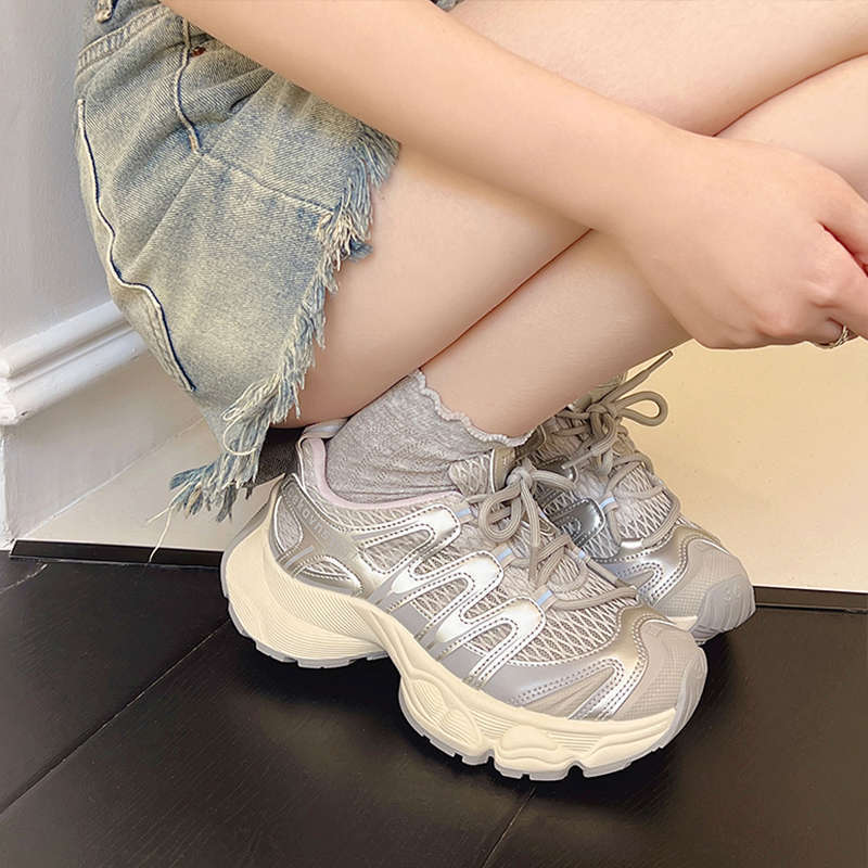 Ugly cute network sports dad shoes women's round head summer new chic niche Korean version student platform white shoes