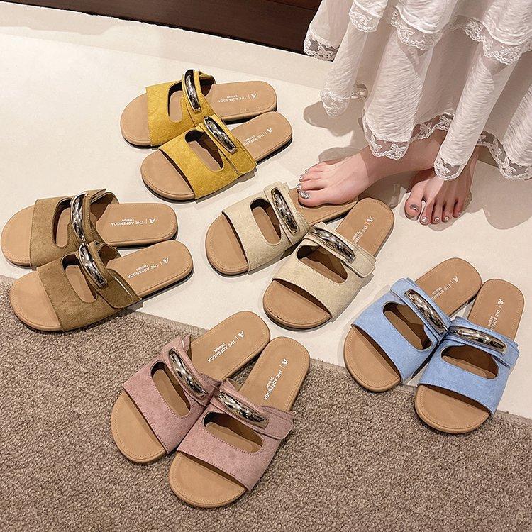 Internet celebrity super fire Velcro flat bottom slippers women's summer fashion wear soft bottom ugly cute summer casual cool slippers