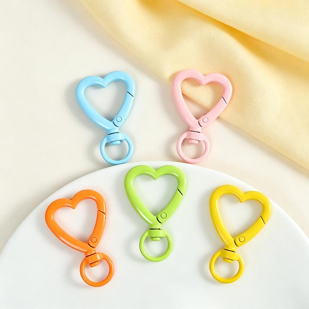 Colorful Heart-Shaped Keychains: DIY Jewelry Accessories with Spray-Painted Spring Clasps and Zinc Alloy Jump Rings