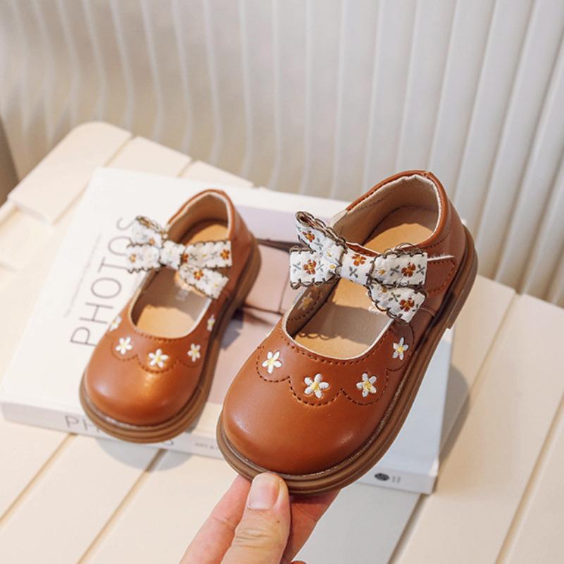 Kids Leather Shoe Spring Autumn Versatile Girls' Flat Shoes with Embroidery Bowtie Non-slip Children Princess Shoes Causal Soft
