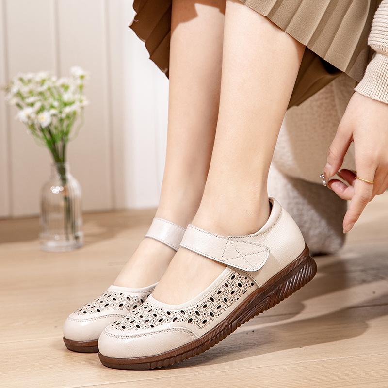 Fashion New Women Shoes Genuine Leather Ladies Sandals Comfortable Mom Flats Walking Sandals Hollow out Beach Shoes Woman Footwear