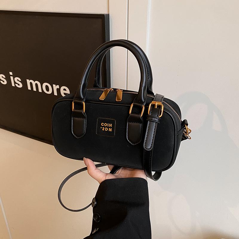 

Матовая ретро-сумка женская осень-зима новая универсальная на плечо, мессенджер, высококлассная портативная сумка-подушка