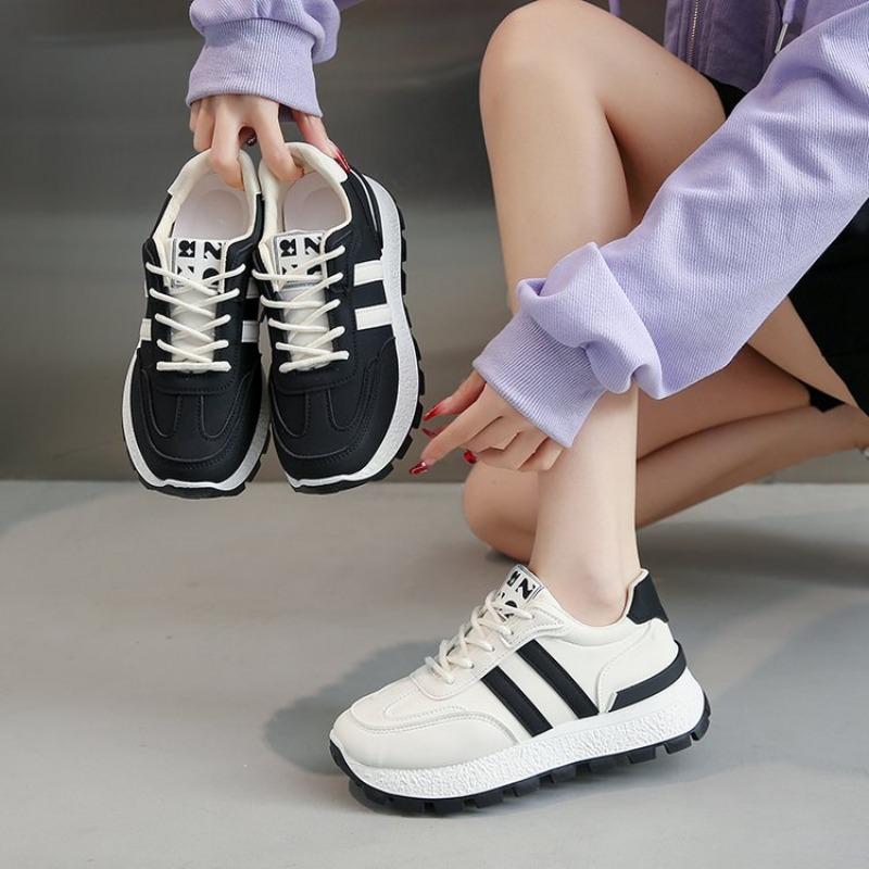 New Striped Large Women Thick Sole Board Shoes Front Lace Up Small White Shoes Low Top Casual Sports Sneakers Women