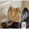 Bolso Bucket Versátil Coreano de Alta Gama, Edición Primavera/Verano 2024: Bolso de Mano para Mujer Bandolera de Hombro Único con Correa Ancha