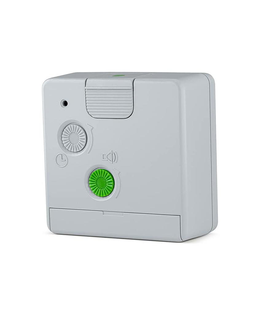 [Officially Imported] BRAUN Analog Alarm Clock BC02XG