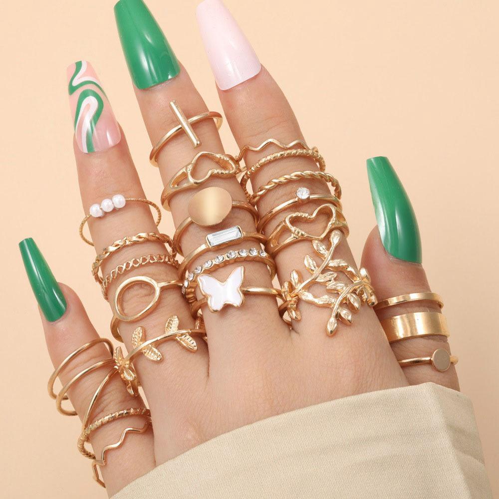 Butterfly Leaf Love Hollow Twist 24-piece Ring Set