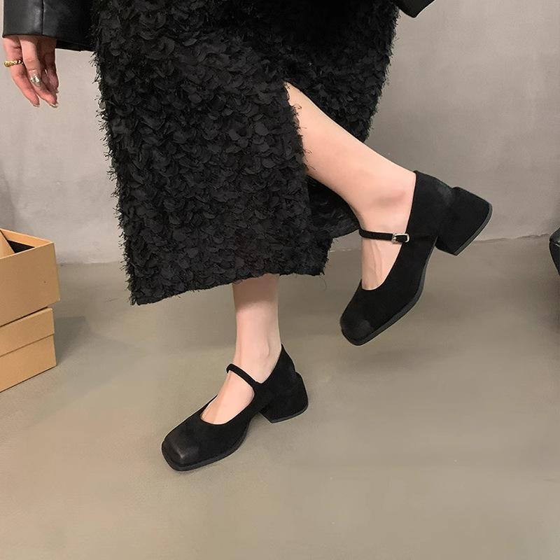 Medium and high-end French versatile heel buckle spring thick heel 2025 retro Mary Jane shoes single shoes women's polishing new models