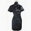 Exquisites Blumen-Damen-Mini-Qipao, elegantes schwarzes Mandarin-Kragen-Cheongsam, sexy hoher Schlitz, figurbetontes chinesisches Kleid