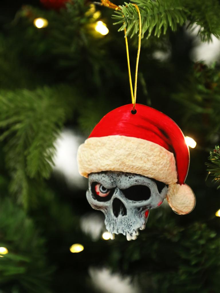 Halloween Christmas Skull Ornament with Santa Hat, Gothic Hanging Decoration, Festive Xmas Tree Decor Pendant for Home & Party
