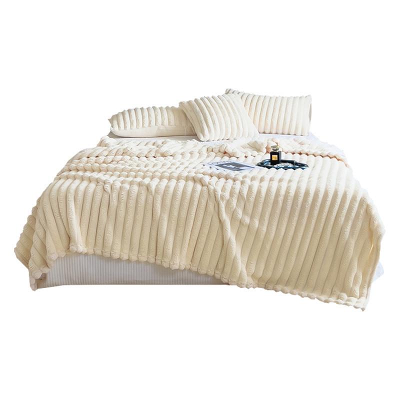 Multicolor Plush Milk Velvet Blanket With Soft Fabric For Relaxing Nap Time
