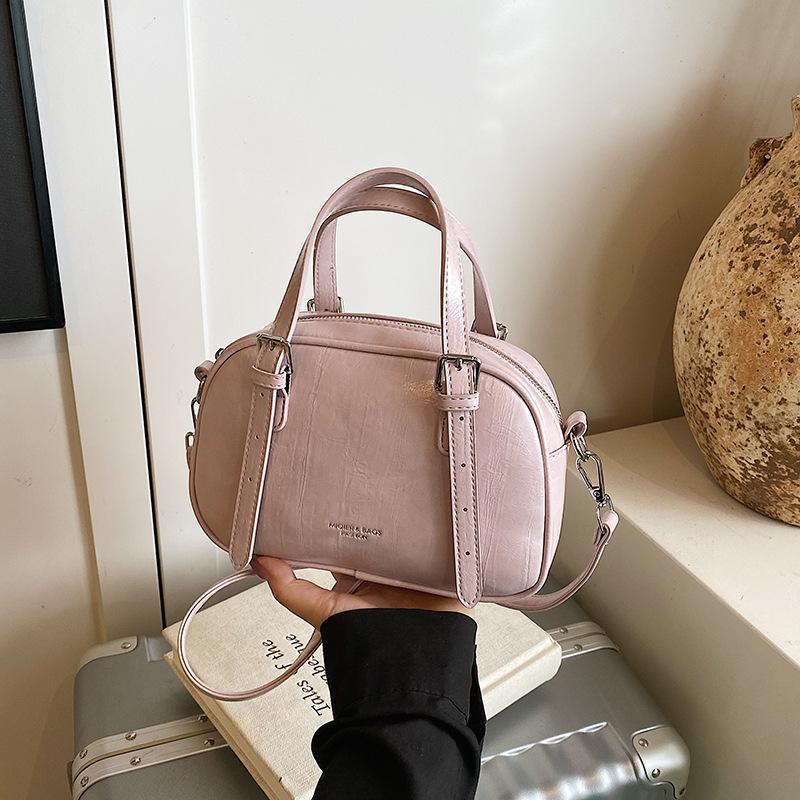 Premium Small Bag Women's Summer New Versatile Casual Messenger Bag Portable Pillow Bag