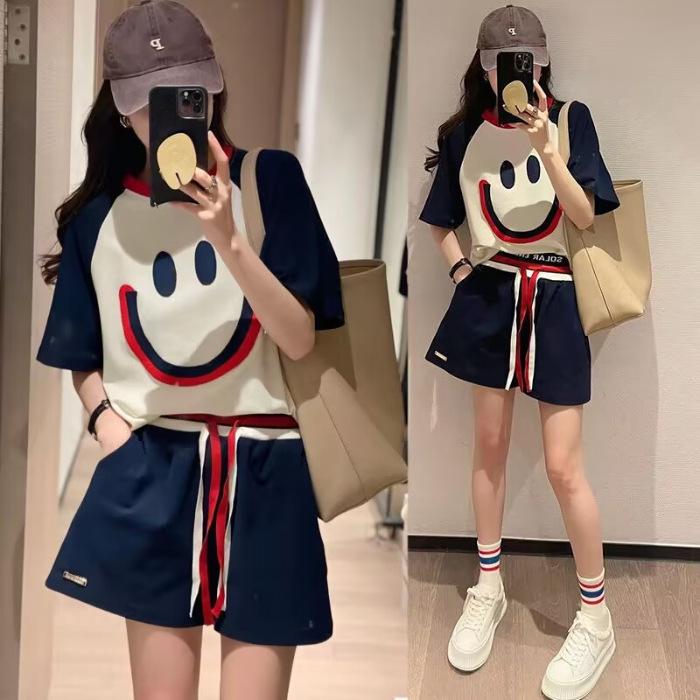 Women's Plus Size Smiley Face Embroidered Sports Suits - Summer Loose Casual Short-Sleeved Shorts Two-Piece Set, Trendy Style
