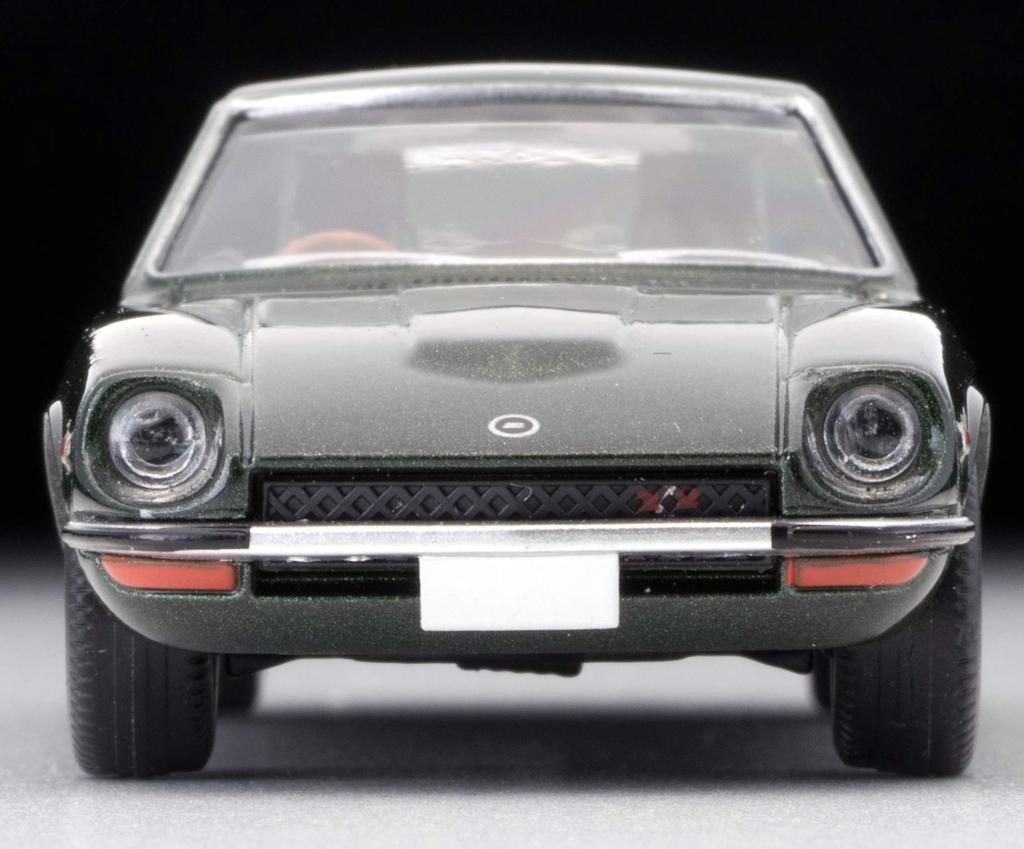 Tomica Limited Vintage Neo Scale Nissan Fairlady 2by2 Finished Model 1/64 LV-N41c Z-L (1977 Model, Green) -