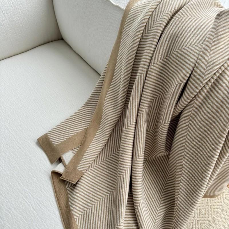 Airplane Blanket Office Nap Car Sofa - Geometric Lightweight Travel Throw