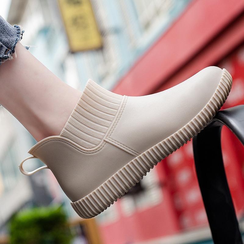 Fashion Rain Shoes Women's Short Tube Water Shoes Outer Wear Work Shoes Car Wash Low Tube Waterproof and Non-slip Rubber Shoes Rain Boots