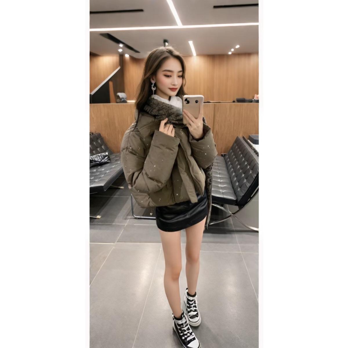 

Down and cotton jacket women s 2025 new winter padded jacket high-end gypsophila hot diamond thickened cotton jacket L