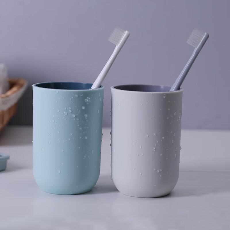 YIWEIYU Dual-Color Plastic Mouthwash & Utility Cup Set