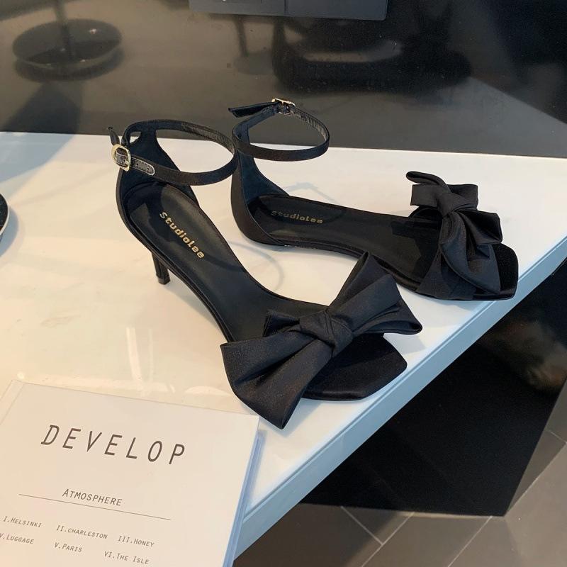 

Shoes sweet bow black silk word with high heel stiletto sandals women 40 чорний